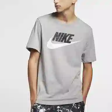 Nike Sportswear Logo T-Shirt