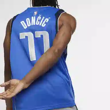 Nike NBA Jersey Luka Doncic Mavericks 77 Blue
