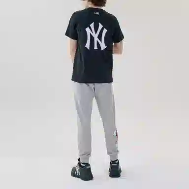 MLB Disney T