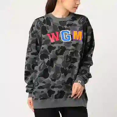 A BATHING APE Camo Shark Crewneck