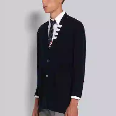 THOM BROWNE V