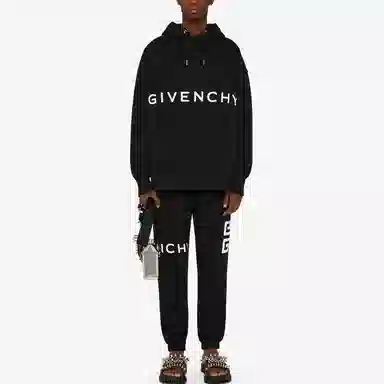 GIVENCHY logo