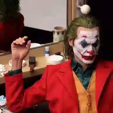 QueenStudios 13 72cm