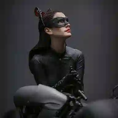 QueenStudios dc 27.4cm