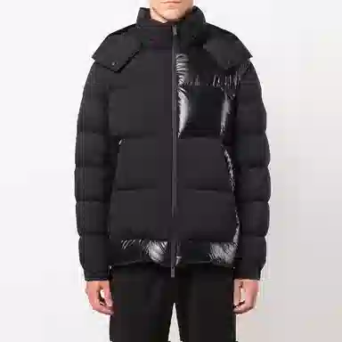 Moncler FW21 logo