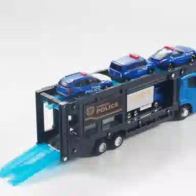 TAKARA TOMY