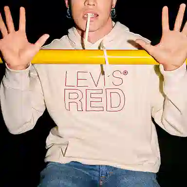 Levis Red