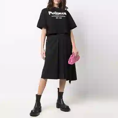 Alexander McQueen SS22 LogoT