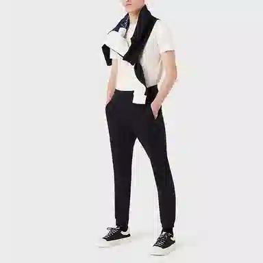 EMPORIO ARMANI SS22 LogoT