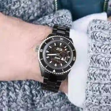 RADO Captain Cook 300 43mm R32127152