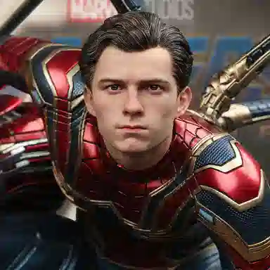 QueenStudios 14 51cm