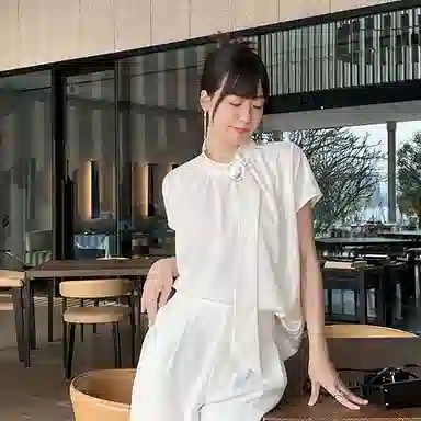 美洋 纯色斜领短袖衬衫 女款