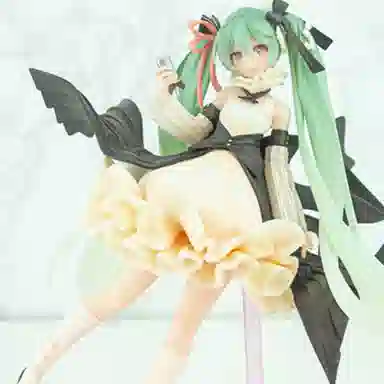 TAITO latidos 2022 21cm