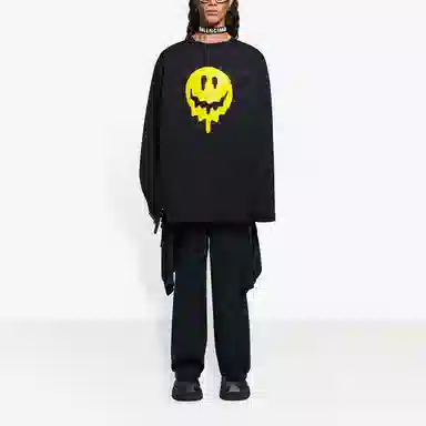 Balenciaga T