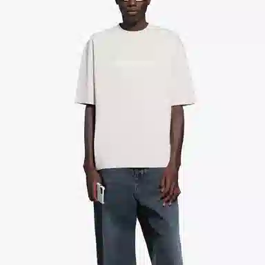 Balenciaga T
