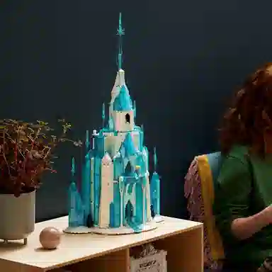 LEGO Disney Frozen Castle 43197