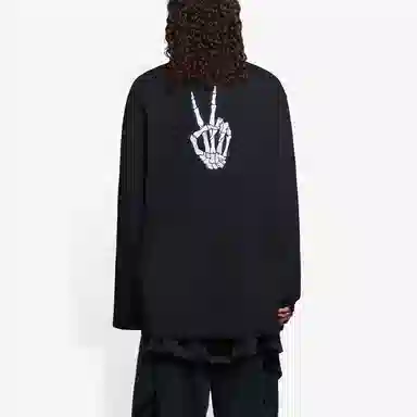 Balenciaga T