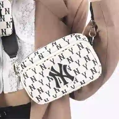 MLB Monogram NY Yankees Black White