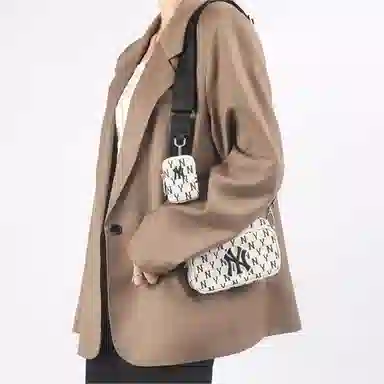 MLB Monogram NY Yankees Black White