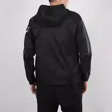 Nike Sportswear Swoosh