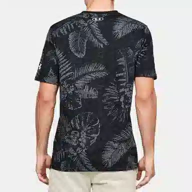 Under Armour T
