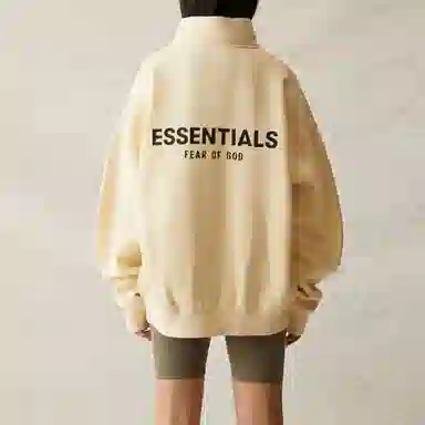 Fear of God Essentials SS21 Mockneck Half Zip ButtercreamCrea Logo