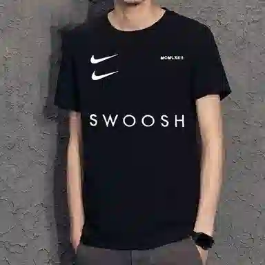 Nike Sportswear Swoosh T