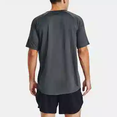 Under Armour logoT