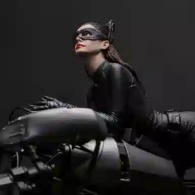 QueenStudios dc 27.4cm