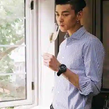 CASIO G-STEEL GST-W300-1APR