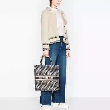 DIOR SS22 Logo