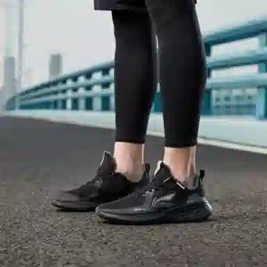 LiNing Soft Element TPU