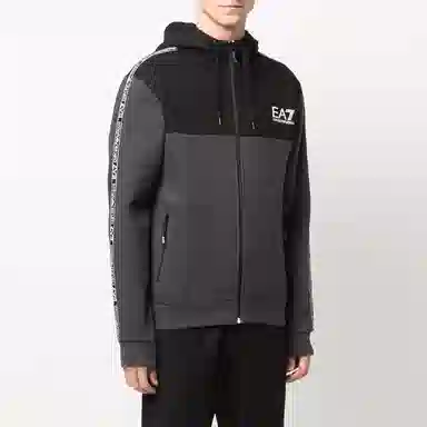 EMPORIO ARMANI EA7 Logo