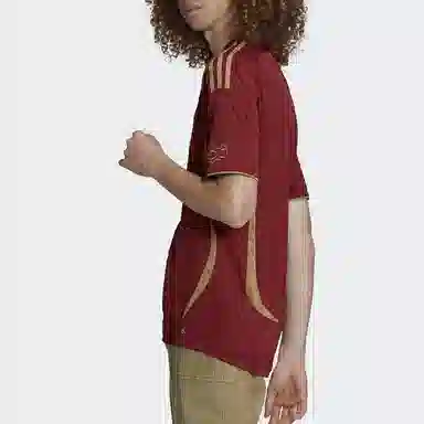 adidas T