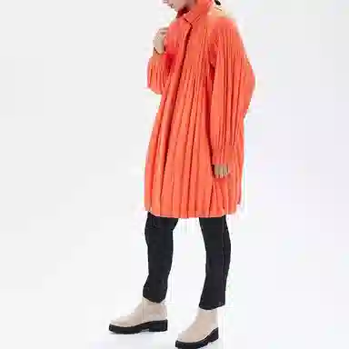 PLEATS PLEASE ISSEY MIYAKE