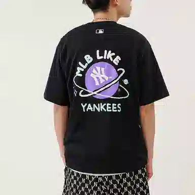 MLB T