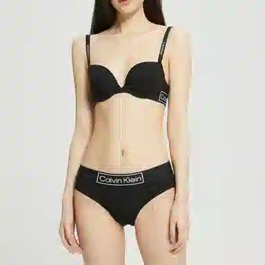 CKCalvin Klein SS22 LogoV