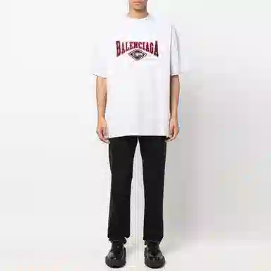Balenciaga SS22 T