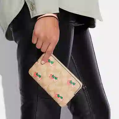 COACH Corner Zip 16 Strawberry Print Wristlet