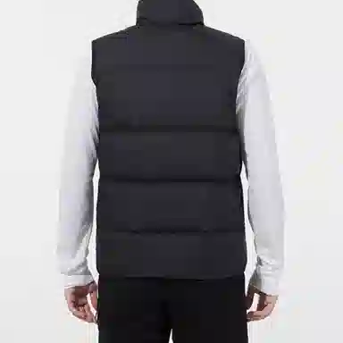 Nike Sportswear Storm-FIT Windrunner Logo
