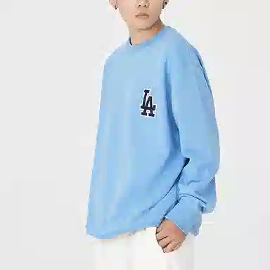 MLB FW22