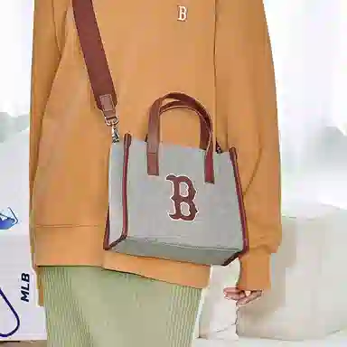 MLB Logo Tote