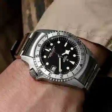 Tudor Black Bay M70150-0001