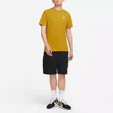 Nike Sportswear Club LogoT