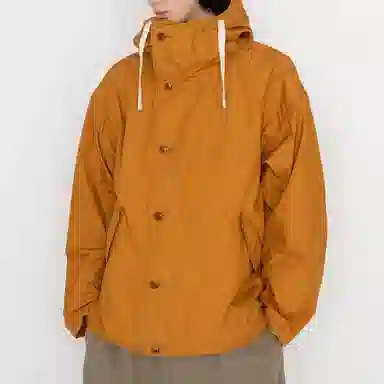 nanamica Hooded Jacket