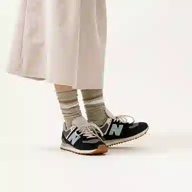 New Balance 574 Black