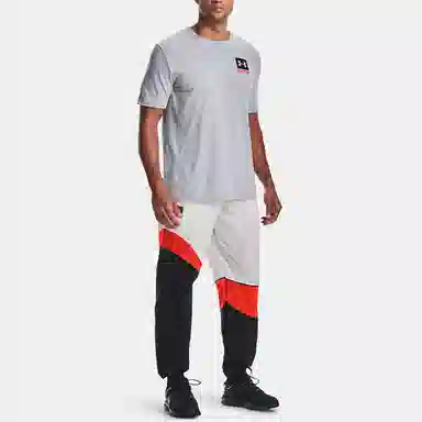 Under Armour logo T