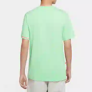 Nike Sportswear Worldwide Swoosh