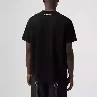 Burberry SS21 T