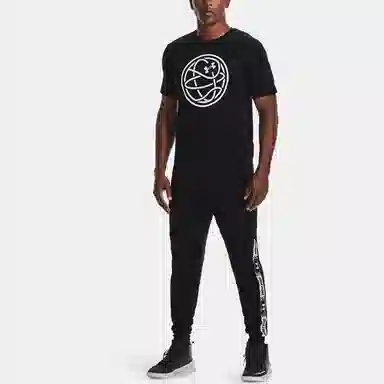 Under Armour T